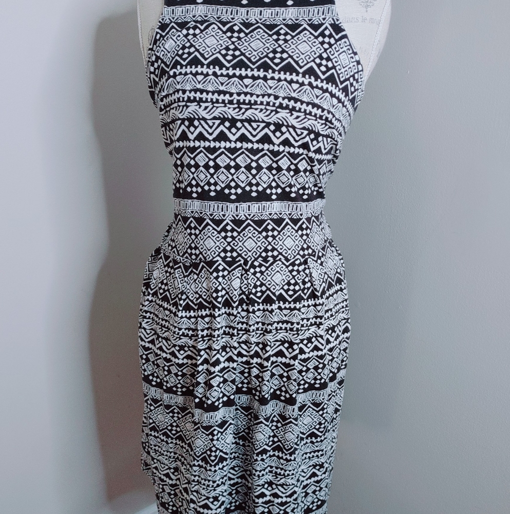 Aztec Dress - Picture 2 of 3